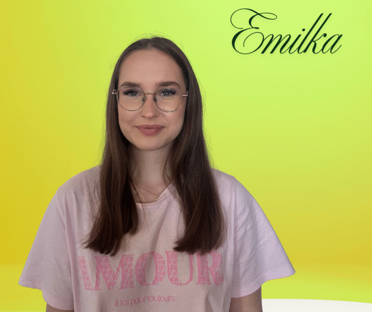 White and Orange Photographic Consultancy Portfolio & Resume Website (Post na Facebooka)-12